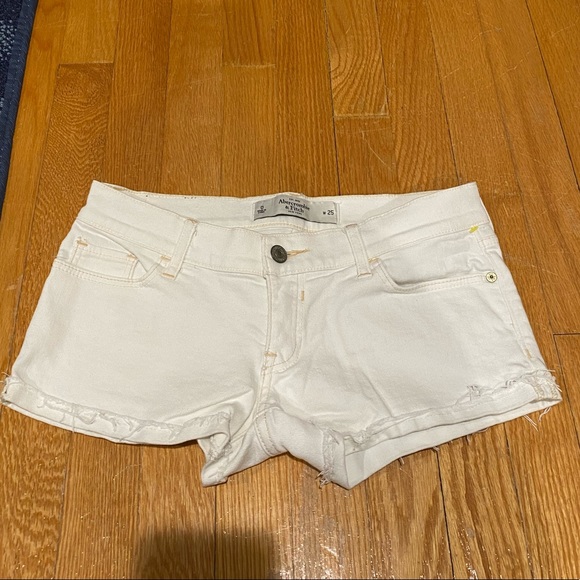 Abercrombie & Fitch Pants - ABERCROMBIE & FITCH | White Denim Shorts